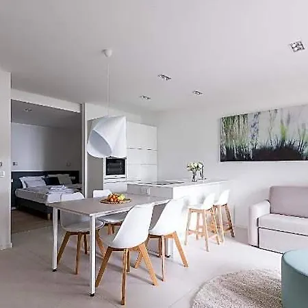 Oliverlux فندق تيهاني